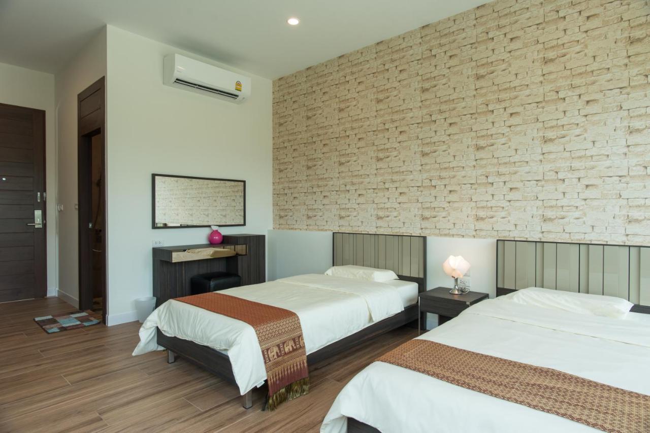 Ravin Home ราวินโฮม Накхоннайок Экстерьер фото