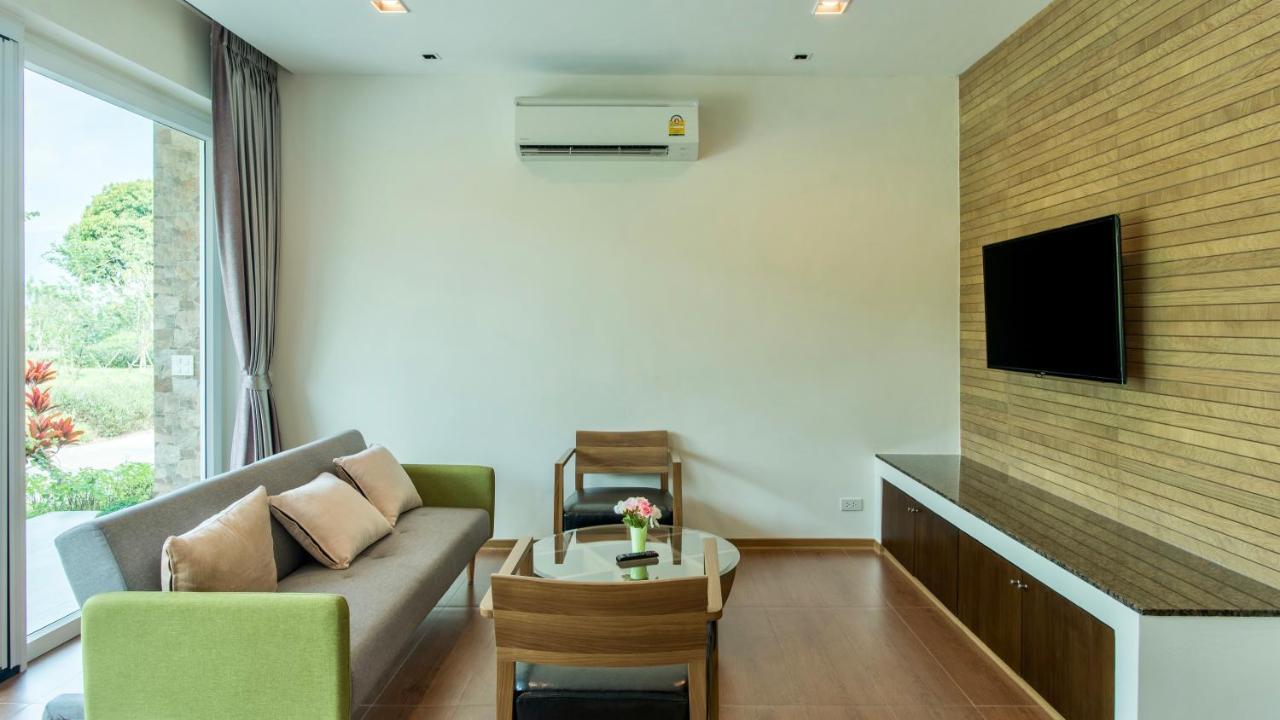Ravin Home ราวินโฮม Накхоннайок Экстерьер фото
