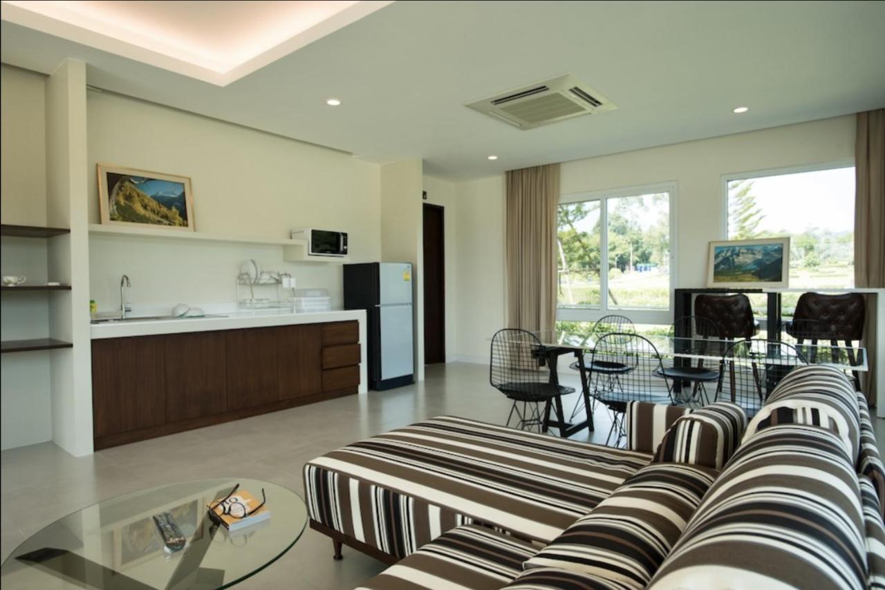 Ravin Home ราวินโฮม Накхоннайок Экстерьер фото